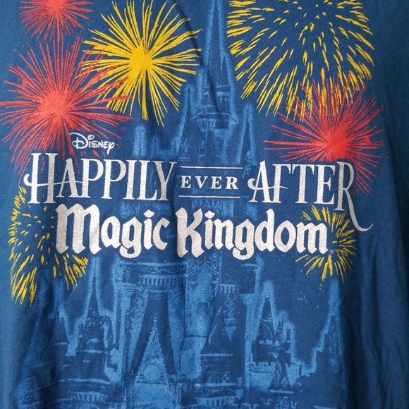 Disney happily ever after magic Kingdom T-shirt - Picture 3 of 7